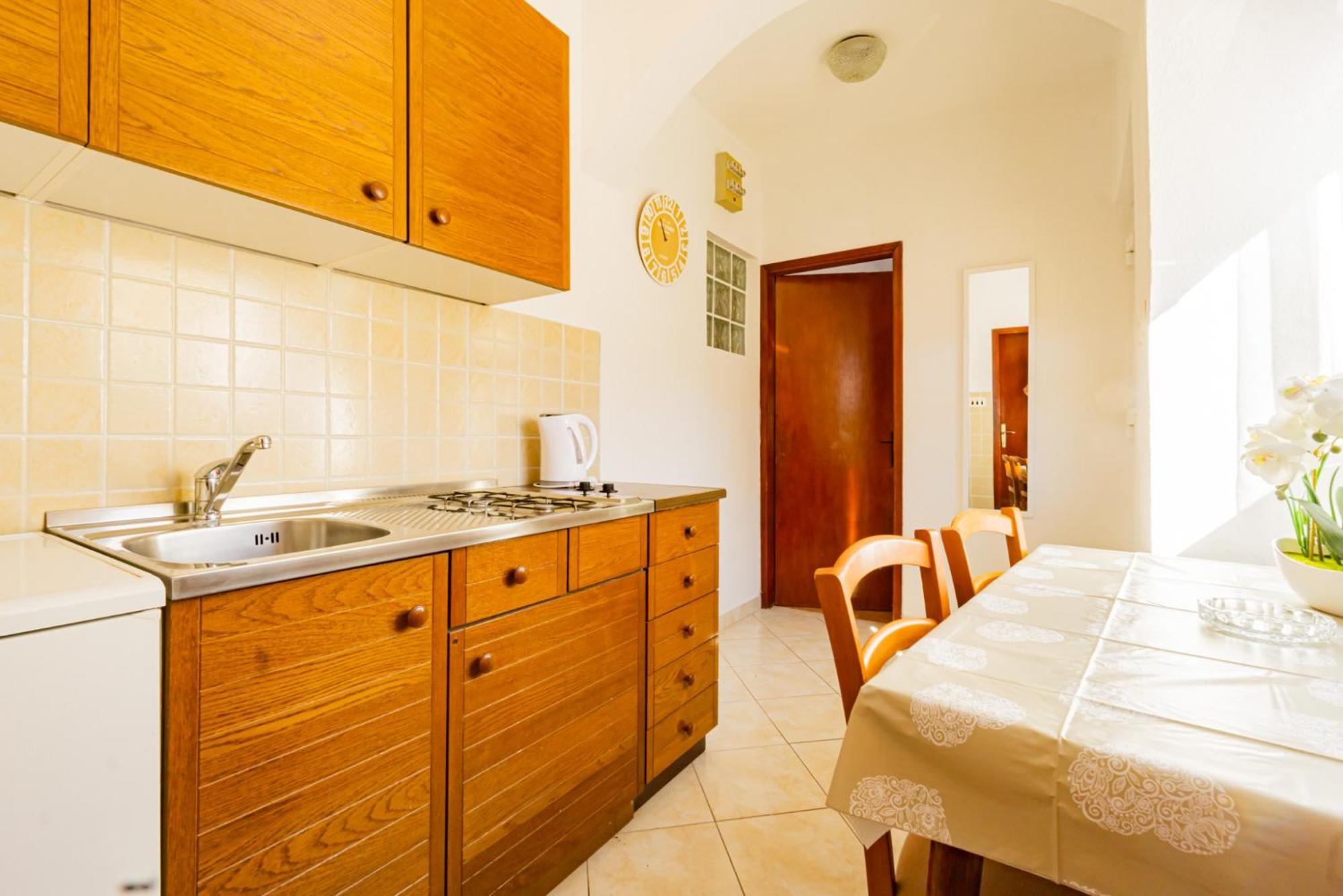 Apartment And Room Bacic Metajna Pokoj fotografie